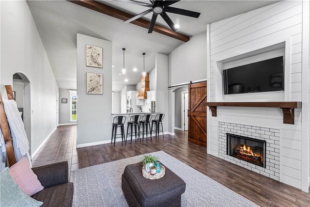 725 Macdonald Drive, Pea Ridge, AR 72751