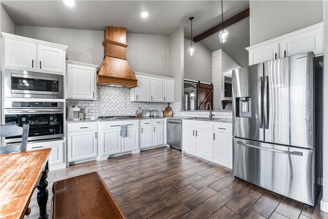 725 Macdonald Drive, Pea Ridge, AR 72751