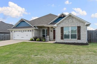 725 Macdonald Drive, Pea Ridge, AR 72751