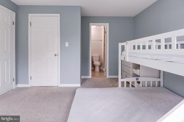 7832 GUM SPRINGS VILLAGE DR, Alexandria, VA 22306