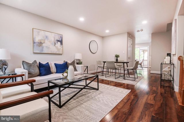 7832 GUM SPRINGS VILLAGE DR, Alexandria, VA 22306