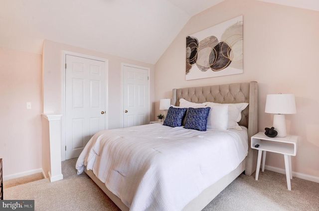 7832 GUM SPRINGS VILLAGE DR, Alexandria, VA 22306