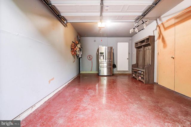 7832 GUM SPRINGS VILLAGE DR, Alexandria, VA 22306