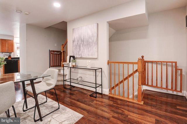 7832 GUM SPRINGS VILLAGE DR, Alexandria, VA 22306