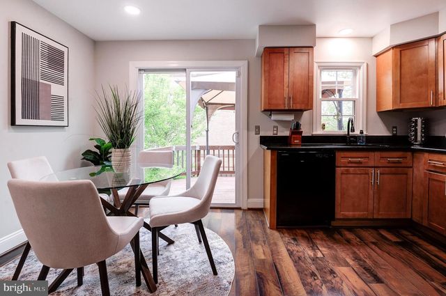 7832 GUM SPRINGS VILLAGE DR, Alexandria, VA 22306