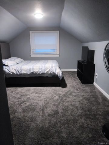 612 Bradfield Street, Bay City, MI 48706