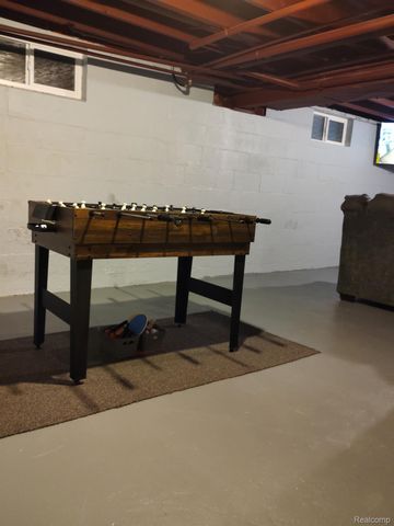 612 Bradfield Street, Bay City, MI 48706