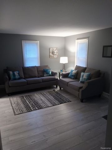 612 Bradfield Street, Bay City, MI 48706