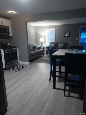 612 Bradfield Street, Bay City, MI 48706