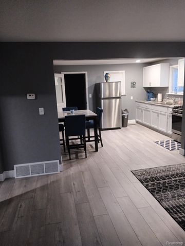 612 Bradfield Street, Bay City, MI 48706