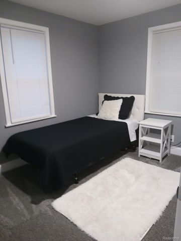 612 Bradfield Street, Bay City, MI 48706