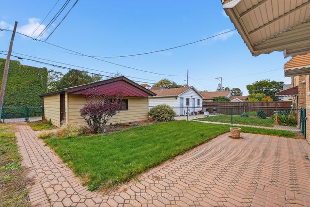 3840 S Wolcott Avenue 2, Chicago, IL 60609