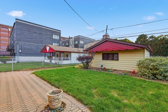 3840 S Wolcott Avenue 2, Chicago, IL 60609