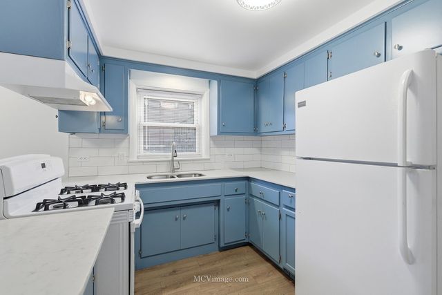 3840 S Wolcott Avenue 2, Chicago, IL 60609