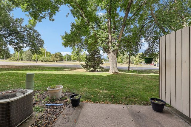4082 Meadowlark Lane, Eagan, MN 55122