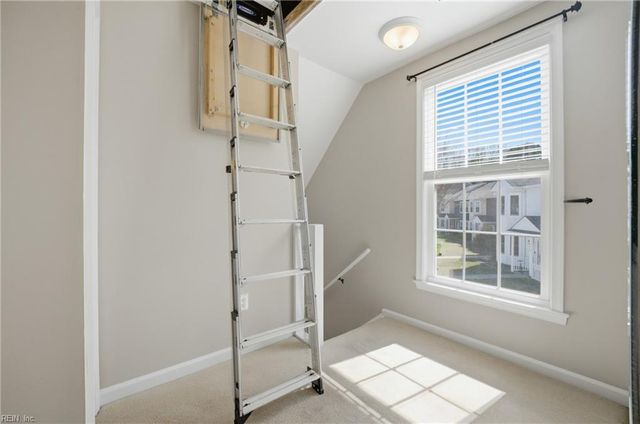 103 Heather Way Apt A, Yorktown, VA 23693