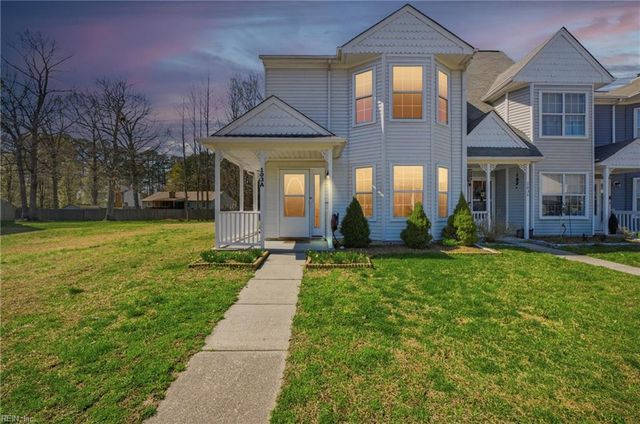 103 Heather Way Apt A, Yorktown, VA 23693