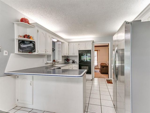 8209 N Bridgeport Lane, Bethany, OK 73008