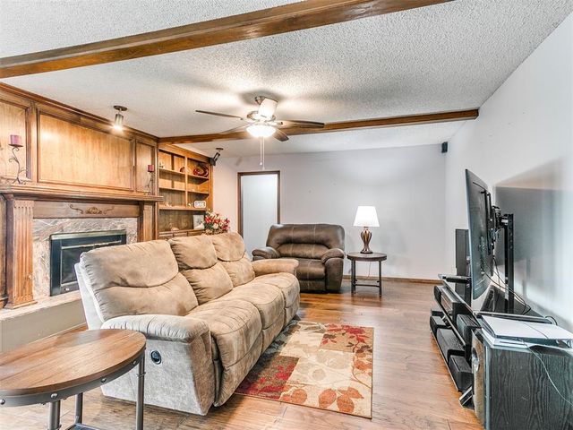 8209 N Bridgeport Lane, Bethany, OK 73008