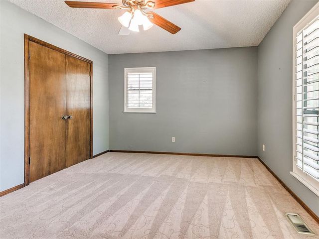 8209 N Bridgeport Lane, Bethany, OK 73008