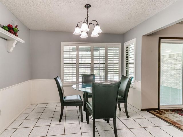 8209 N Bridgeport Lane, Bethany, OK 73008