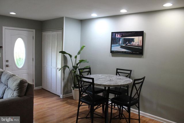 9878 BROOKRIDGE CT, Montgomery Village, MD 20886
