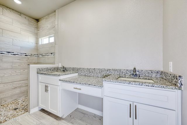 11607 Valle Bonito Road, Socorro, TX 79927