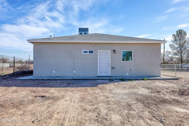 11607 Valle Bonito Road, Socorro, TX 79927
