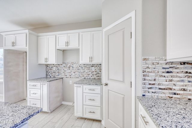 11607 Valle Bonito Road, Socorro, TX 79927