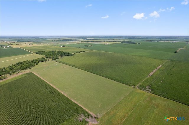 1701 County Road 424, Taylor, TX 76574