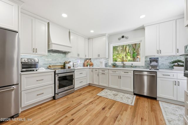 2348 SMULLIAN Trail N, Jacksonville, FL 32217