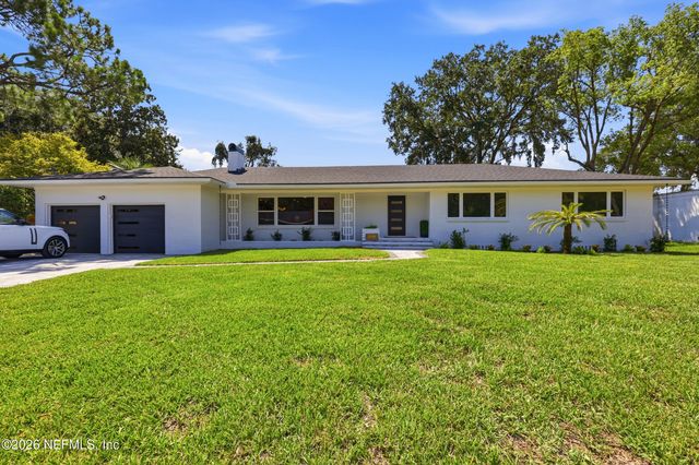 2348 SMULLIAN Trail N, Jacksonville, FL 32217