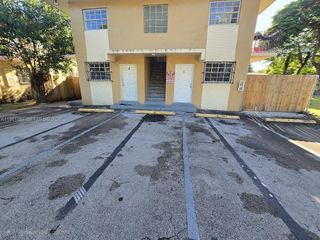 2835 NW 22nd Ave 3, Miami, FL 33142