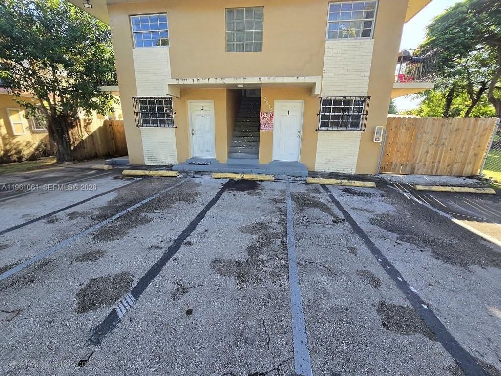 2835 NW 22nd Ave 3, Miami, FL 33142