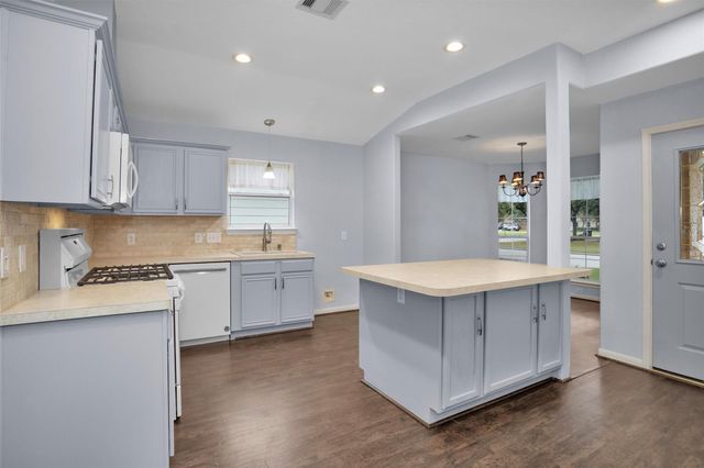 20107 Stonepine Creek Drive, Tomball, TX 77375