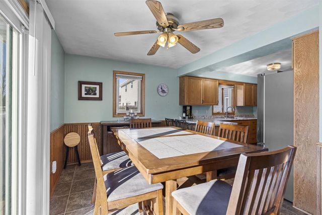 3033 W HIAWATHA DRIVE, Appleton, WI 54914