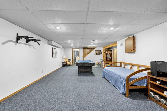 3033 W HIAWATHA DRIVE, Appleton, WI 54914