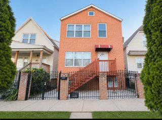 4024 S Artesian Avenue, Chicago, IL 60632
