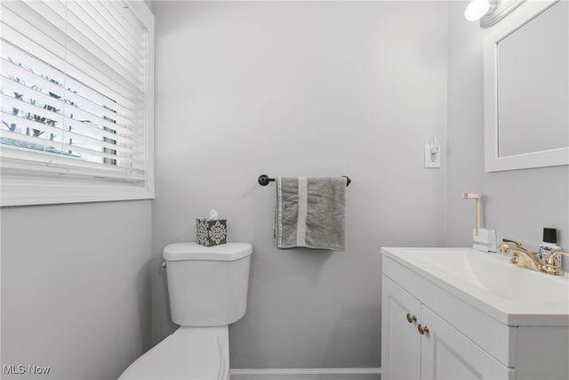 204 Normandy Drive, Painesville Twp, OH 44077