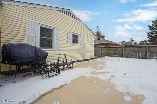 204 Normandy Drive, Painesville Twp, OH 44077