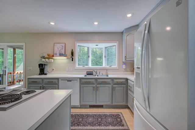 70 Chautauqua Road, Fryeburg, ME 04037