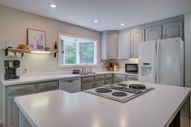 70 Chautauqua Road, Fryeburg, ME 04037