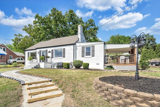 3116 Spring RD SW, Roanoke, VA 24015