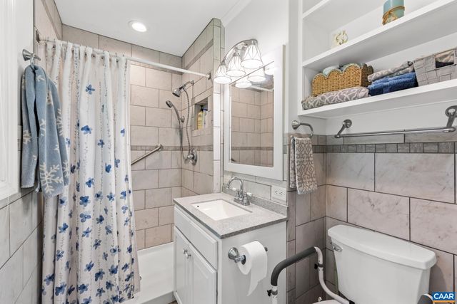 1507 RICKY RD, Charlottesville, VA 22901