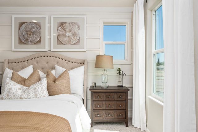 1525 Redbrick Lane, Clovis, CA 93619