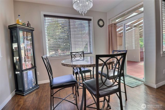 9619 S 237th Place, Kent, WA 98031