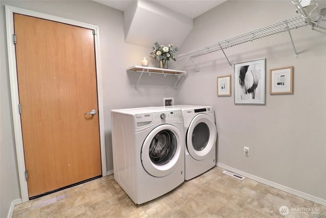 9619 S 237th Place, Kent, WA 98031