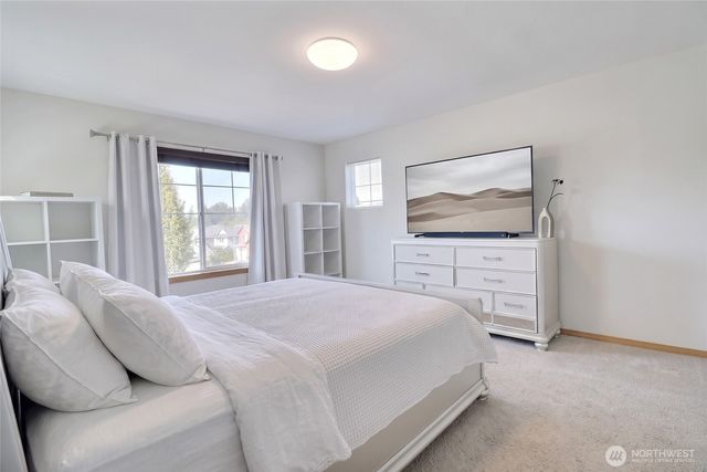 9619 S 237th Place, Kent, WA 98031