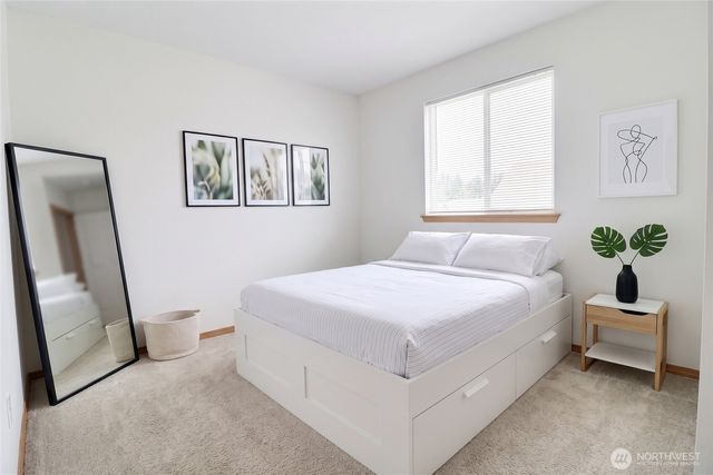 9619 S 237th Place, Kent, WA 98031