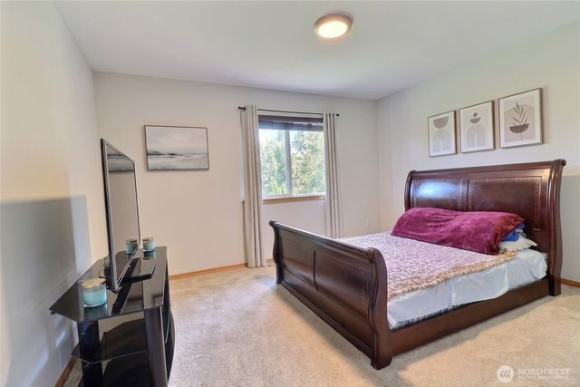 9619 S 237th Place, Kent, WA 98031